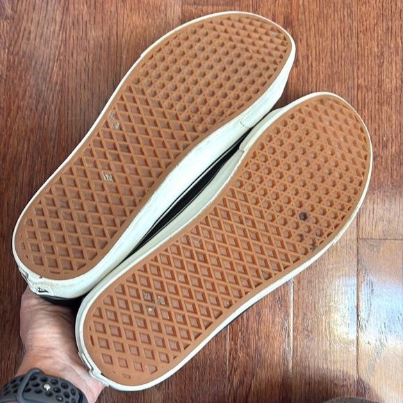 Vans Black Ball Priz Sneakers - Picture 13 of 14